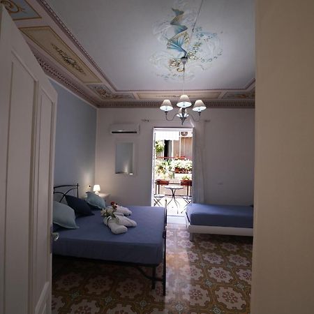 Regina Stella Bed and Breakfast Lascari Buitenkant foto