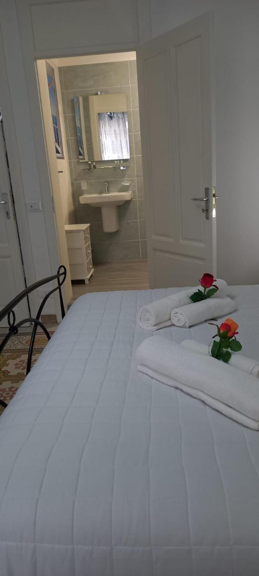 Regina Stella Bed and Breakfast Lascari Buitenkant foto