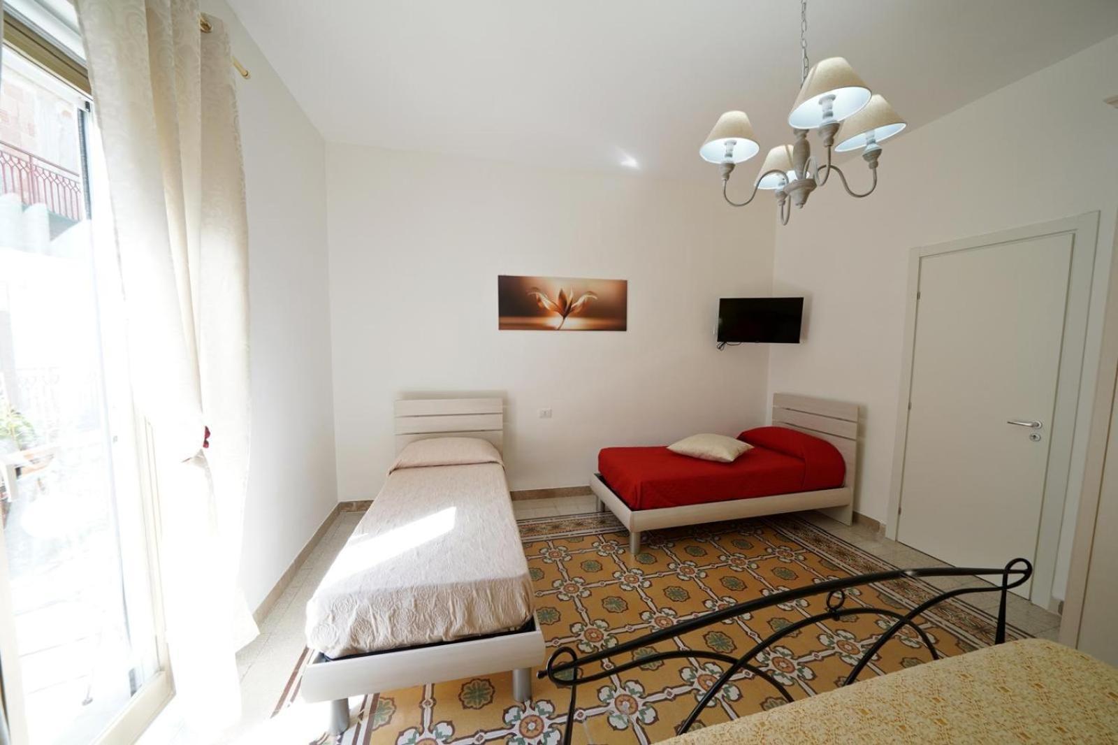 Regina Stella Bed and Breakfast Lascari Buitenkant foto